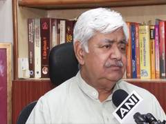 
      
      Stop mudslinging till probe into Ram Mandir theft completes: VHP
      
      