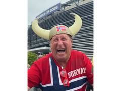 
      
      FIFA WC: Norway super fan 