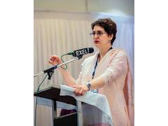 
      
      Priyanka Gandhi condoles deaths in Wayanad landslide
      
      