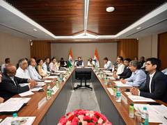 
      
      Govt committed to strengthening competitiveness of steel sector
      
      
