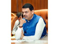 
      
      Maharashtra CM urges farmers to plan agriculture as per weather
      
      