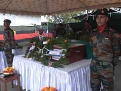 
      
      Manipur govt pays tribute to two Assam Rifles jawans
      
      