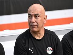 
      
      EFA announces contract extension of Egypt coach Hossam Hassan
      
      