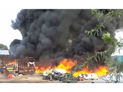 
      
      TN: Fire breaks out near Thoothukudi; several houses gutted
      
      