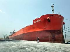 
      
      DPA loads 38,500 MT of Bentonite on MV BUZZARD
      
      