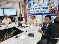 
      
      CM reviews rain situation, officials to remain on high alert
      
      