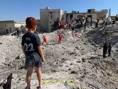 
      
      Israeli strikes kill six people in Gaza 
      
      
