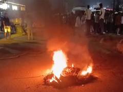 
      
      Road blocked arson in Patna after contract lineman’s death
      
      
