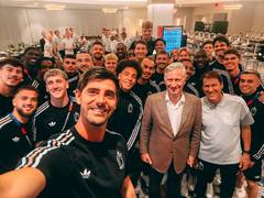 
      
      King Philippe visits Belgium squad ahead of QF against Spain
      
      