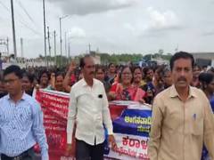 
      
      Anganwadi, mid-day meal workers lay siege to DC office
      
      