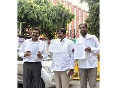 
      
      BRS meets CEC over duplicate voter registrations
      
      