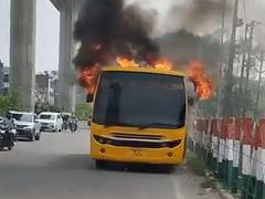 
      
      School bus engulfed in flames in Ghaziabad; no casualties reporte
      
      