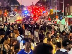
      
      Canadian leaders mourn deaths at mass shooting
      
      