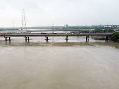 
      
      Delhi: 4 minors drown in Yamuna river at Hiranki village; 2 bodie
      
      