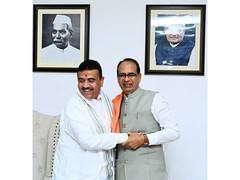 
      
      Union Minister Shivraj Chouhan to meet West Bengal CM Adhikari
      
      