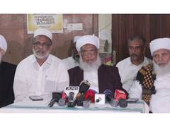 
      
      Samastha submits memorandum to Keralam CM
      
      