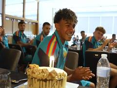 
      
      Spain celebrate Yamal, Munoz birthdays before SF against France
      
      