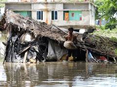 
      
      Bangladesh: Floods devastate communities 
      
      