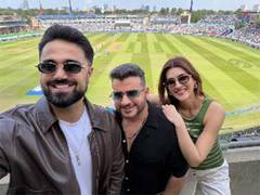 
      
      Kriti Sanon spotted at India vs England 
      
      