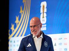 
      
      Coach de la Fuente hails Spain after 2-0 win over France in WC SF
      
      