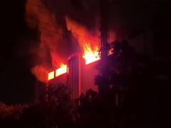 
      
      Massive fire breaks out at warehouse in Gurugram
      
      