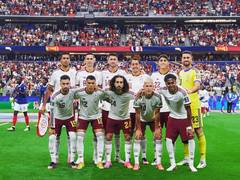 
      
      Spain's Royalty hails La Roja after crushing victory over France
      
      
