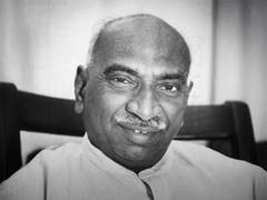 
      
      Mallikarjun Kharge pays tribute to K Kamaraj
      
      