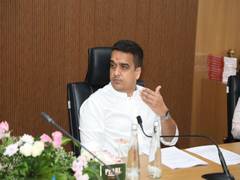 
      
      District collectors to arrange fodder in low rainfall areas
      
      
