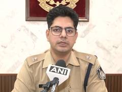 
      
      MP: Police arrest Dhirendra Krishna Shastri's younger brother
      
      
