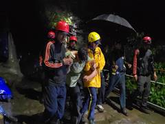 
      
      SDRF Uttarakhand rescues youth from Kedarnath gorge
      
      