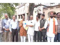 
      
      Bhoj Seva Sansthan submits memo to Dhar collector
      
      