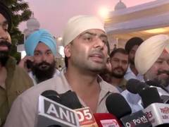 
      
      Mankirt Aulakh backs Diljit Dosanjh's 'Satluj'
      
      