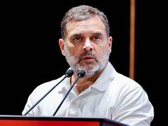
      
      Rahul Gandhi says 'Wangchuk's removal from Janatar Mantar wrong'
      
      