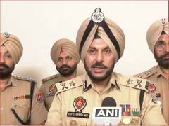 
      
      Punjab: 5.5 kg heroin, sophisticated Glock and Star pistols seize
      
      