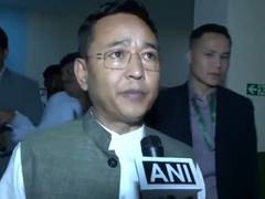 
      
      Sikkim CM Tamang sets up Fan Park for FIFA WC final
      
      