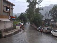 
      
      Heavy rainfall lashes Rajouri; administration issues advisory
      
      