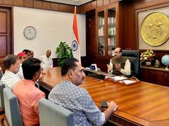 
      
      Rahul Gandhi on alleged violence during CJP's protest
      
      