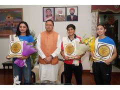 
      
      Dhami felicitates Chand, Farswan, Dhariyal for boxing medals
      
      