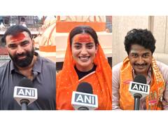
      
      Nikitin Dheer, Chandan Roy, Akshara Singh visit Mahakaleshwar 
      
      