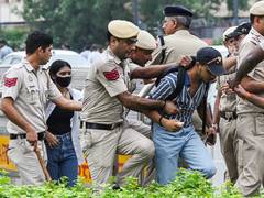 
      
      Delhi Police register case over Connaught Place stone pelting
      
      