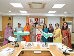 
      
      NITI Aayog, Reliance Foundation felicitate 5 women entrepreneurs
      
      