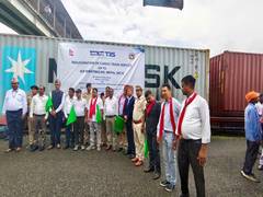 
      
      Kolkata-Biratnagar railway cargo to ease business : Nepal's FM
      
      