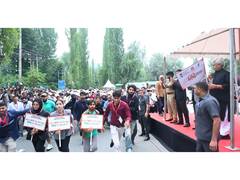 
      
      J&K: LG flags off Reading Marathon at Chinar Book Festival
      
      