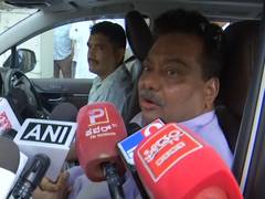 
      
      Karnataka Industries Minister MB Patil meets CM D.K. Shivakumar
      
      