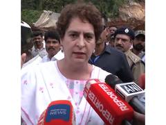 
      
      Priyanka Gandhi Vadra visits Wayanad landslide site in Kalladi
      
      