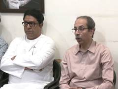 Thackerays hail students' victory after Pradhan quits