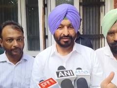 
      
      Ravneet Bittu condemns police action against sanitation workers
      
      
