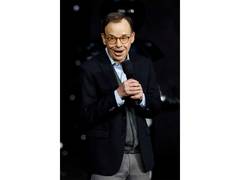 
      
      Rick Moranis makes rare Comic-Con appearance
      
      