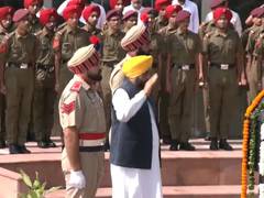 
      
      Punjab CM lauds bravery of soldiers on Kargil Vijay Diwas
      
      