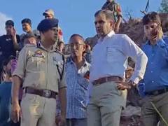 
      
      J-K: Ramban DC, SSP inspect Pernote landslide-hit area
      
      